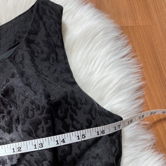 Worthington Black Sleeveless Belted Dress LBD Size 8 - Picture 9 of 9